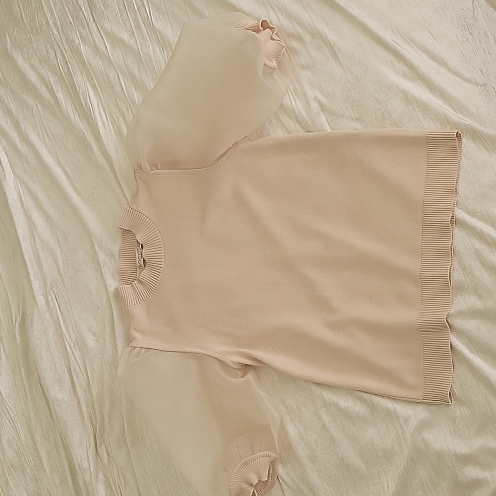 Eva Mendes blouse